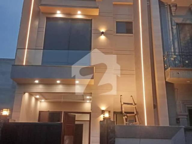 House for sale in لاہور, لاہور ڈویژن