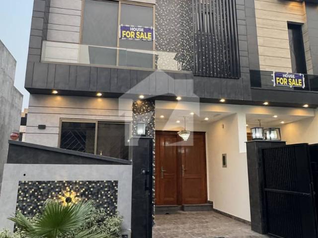 House for sale in لاہور, لاہور ڈویژن