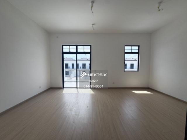 Shop for rent in Bukit Ledang, Johor