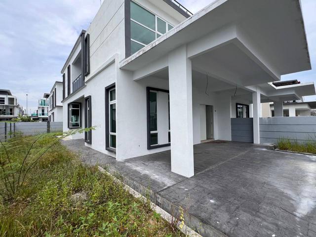 Residential House for sale in Malaka