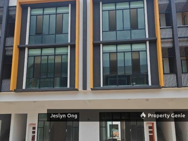 Shop Office for rent in Bandar Johor Bahru, Johor