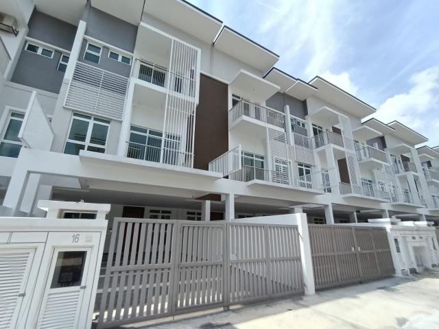 House for sale in Langat, Selangor