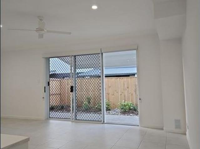 Townhouse for rent in Toombul, Queensland