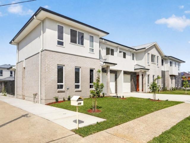 Townhouse for sale in Sydney, New South Wales