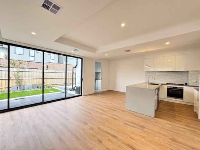 Townhouse for rent in Camerons Creek, Victoria