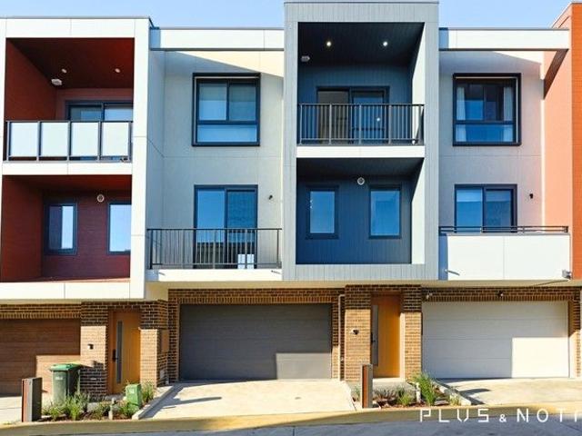 Townhouse for sale in Sydney, New South Wales