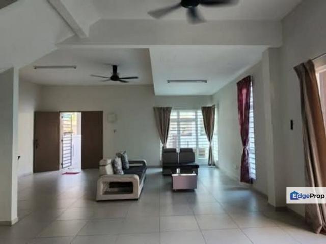 House for rent in Malaka