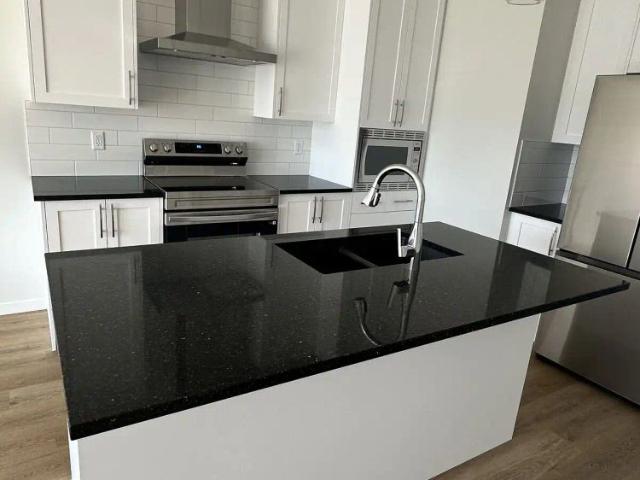 House for rent in Glacier Ridge, Calgary