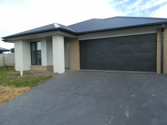 House for rent in East Bairnsdale, Victoria
