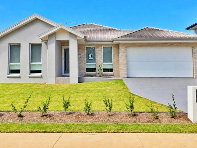 Cottage for sale in Appin, New South Wales