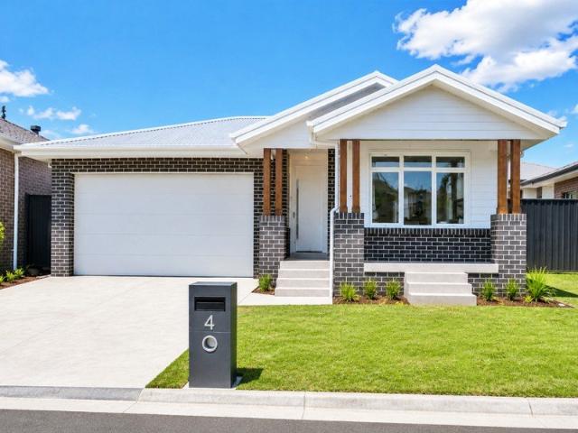 Cottage for sale in Appin, New South Wales