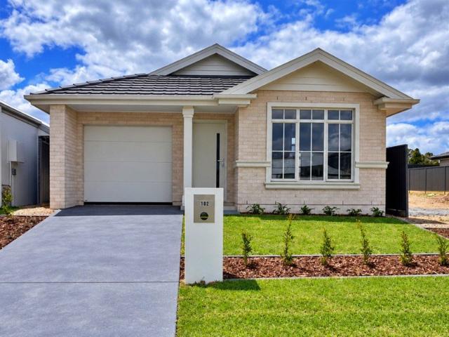 Cottage for sale in Catherine Field, Sydney