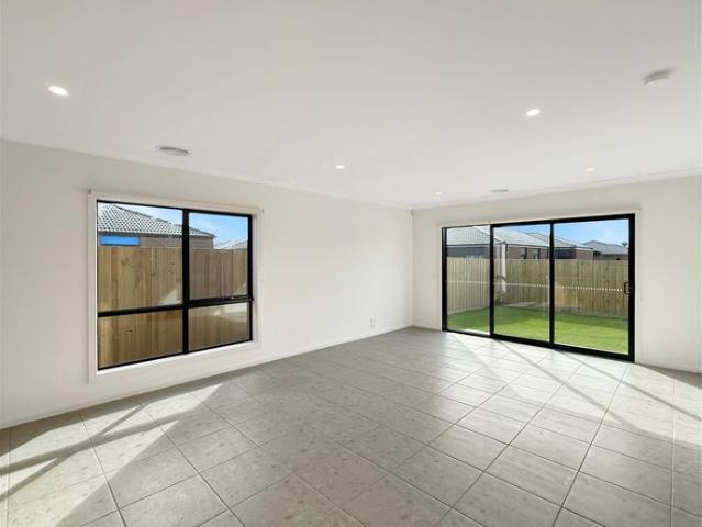 House for rent in Newbridge South, Wallan