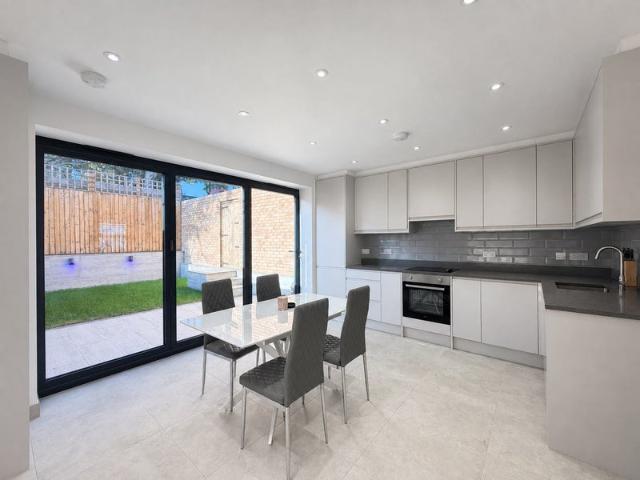 House for rent in Southgate, Oakwood