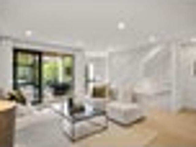 Townhouse for sale in Balmoral