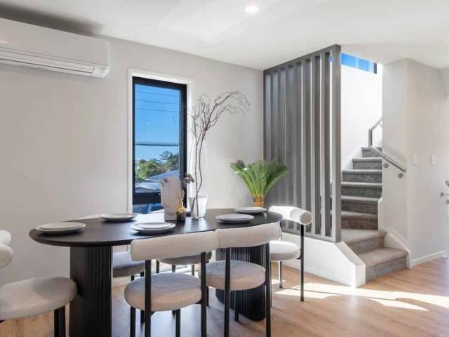 Townhouse for rent in Takapuna