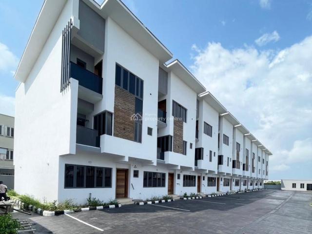 Detached house for rent in Eti Osa, Lagos