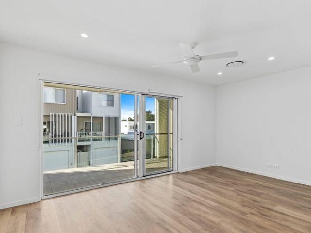 Townhouse for rent in Toombul, Queensland