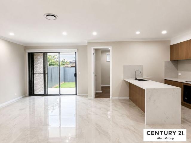 Townhouse for rent in Sydney, New South Wales