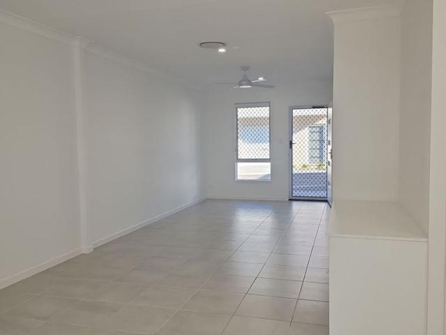 Townhouse for rent in Mango Hill, Greater Brisbane