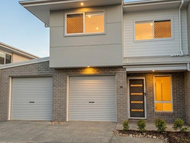 Townhouse for rent in Mango Hill, Greater Brisbane