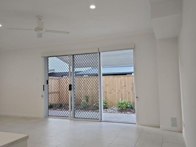Townhouse for rent in Toombul, Queensland