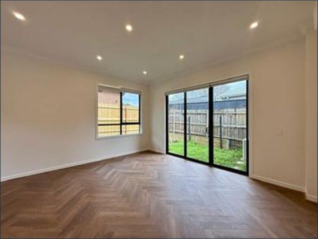 Townhouse for rent in Camerons Creek, Victoria