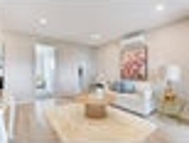 Townhouse for sale in Awhitu