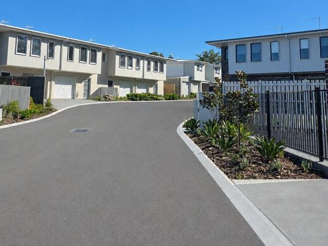Townhouse for rent in Toombul, Queensland