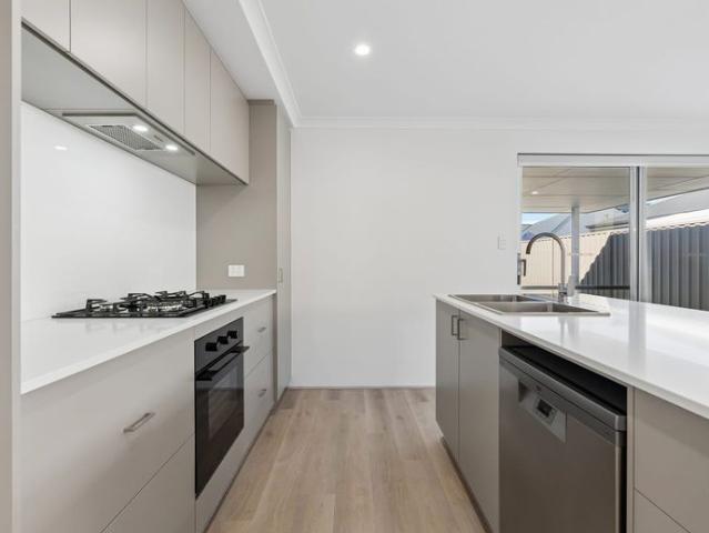 House for rent in Mandogalup, Western Australia
