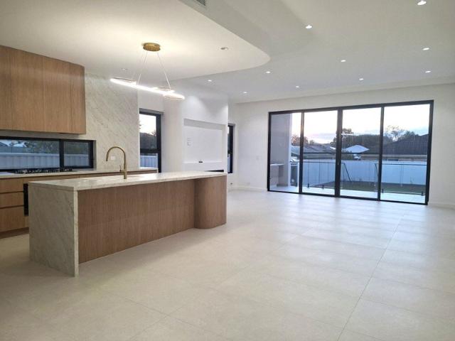 Duplex for rent in Guildford, Sydney