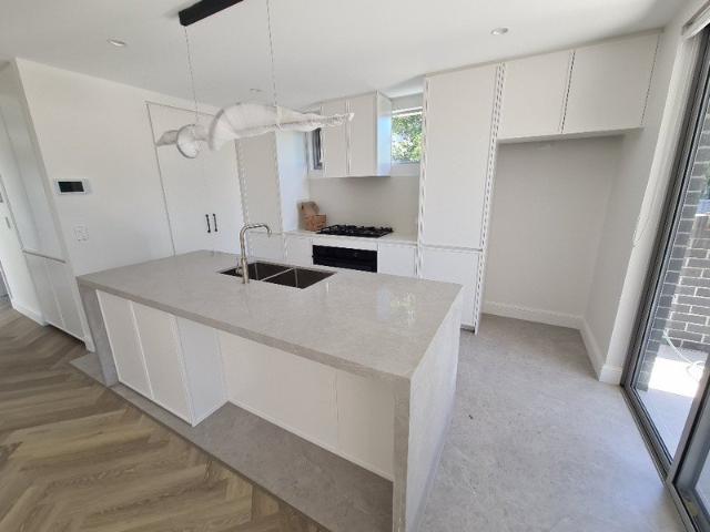 Duplex for rent in Sydney, New South Wales