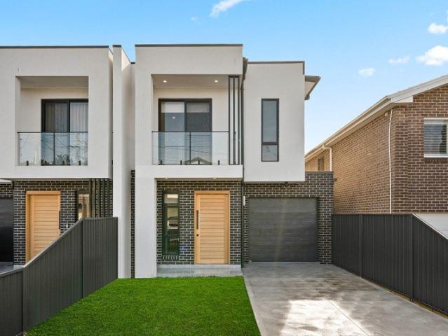 Duplex for rent in Sydney, New South Wales