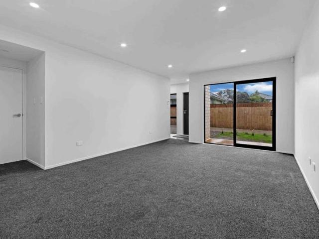 House for rent in Owhata