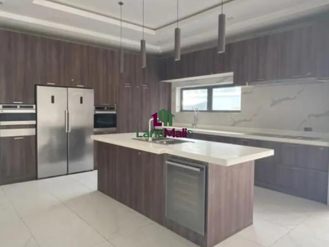 Property for sale in Eti Osa, Abuja