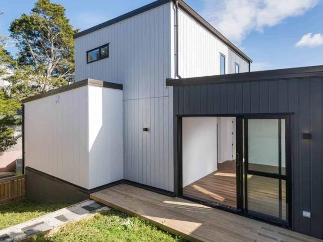 Townhouse for rent in Wairau Valley