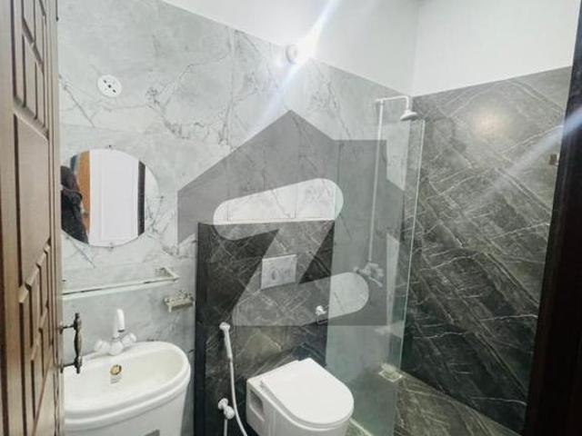 House for sale in Faisalabad, Islamabad Capital Territory