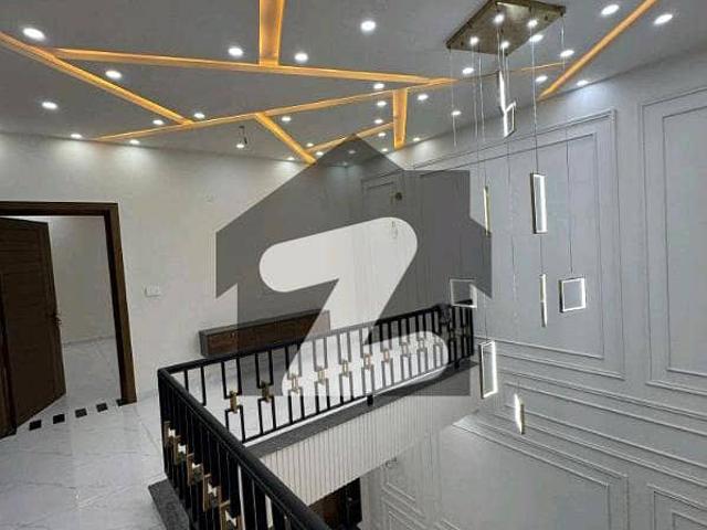 House for sale in Faisalabad, Islamabad Capital Territory