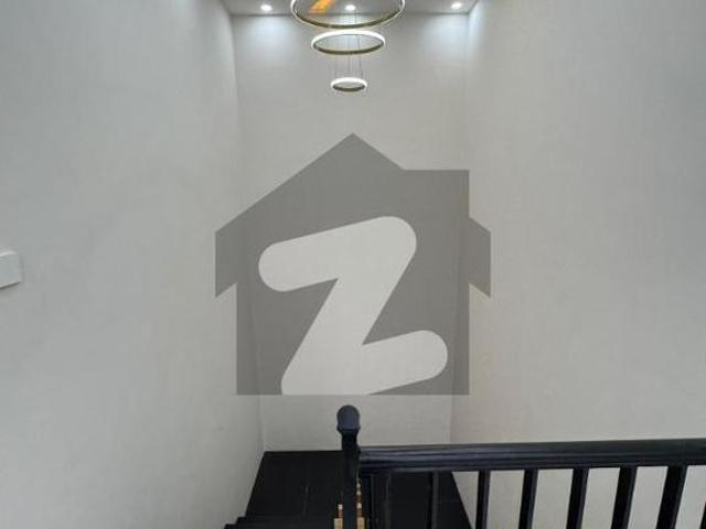 House for sale in Faisalabad, Islamabad Capital Territory