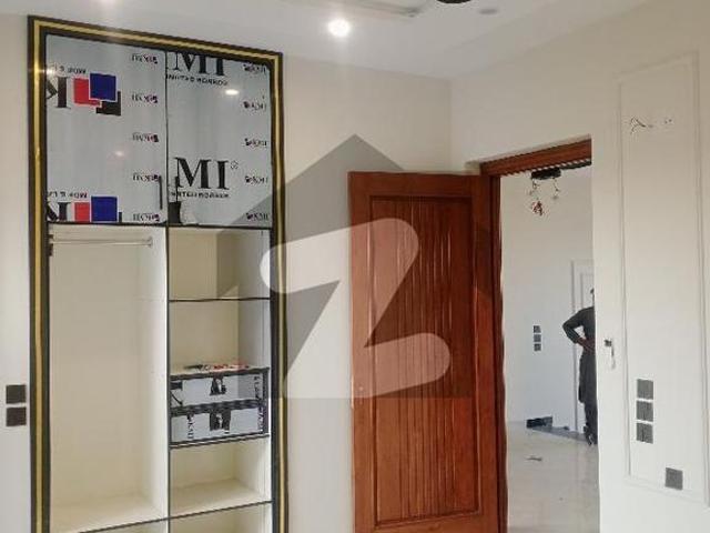 House for sale in Faisalabad, Islamabad Capital Territory
