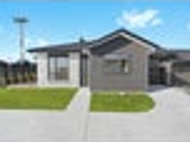 House for sale in Forest Lake