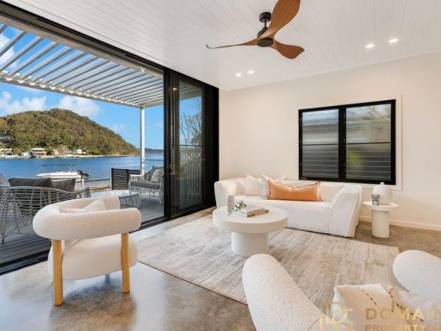 Townhouse for sale in Gosford, New South Wales