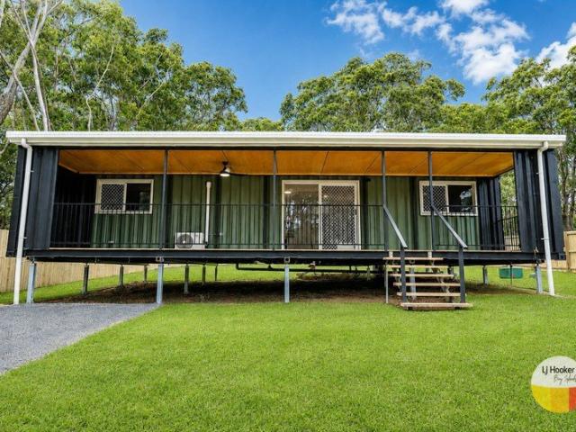 Cottage for sale in Toombul, Queensland