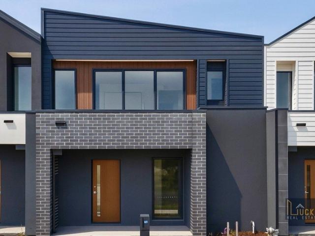 Townhouse for sale in Camerons Creek, Victoria