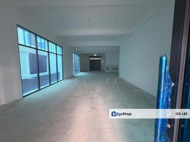 Shop for rent in Shah Alam, Petaling