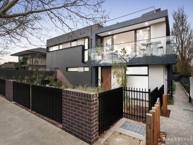 Townhouse for sale in Camerons Creek, Victoria