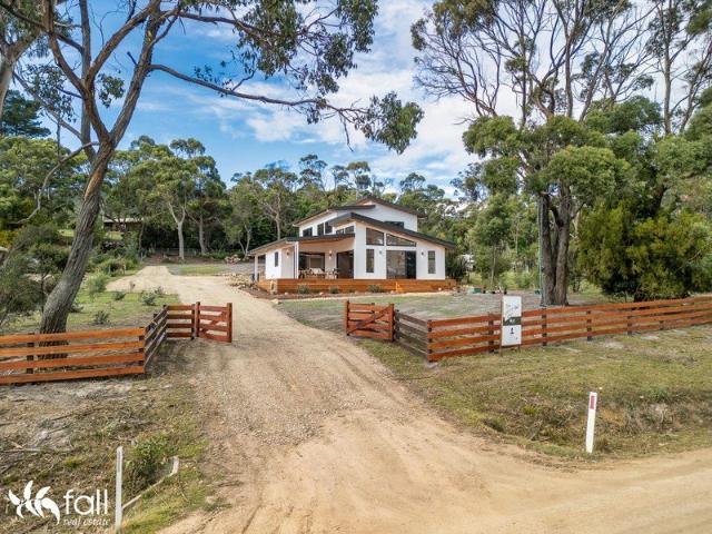 House for sale in Lunawanna, Tasmania