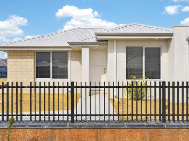 House for rent in Whitby, Western Australia