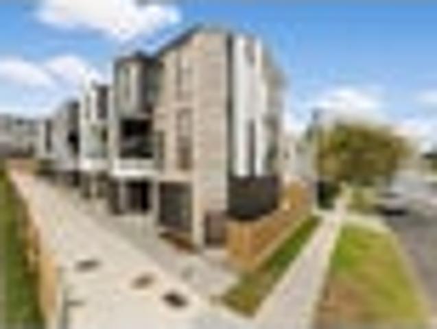 Townhouse for sale in New Lynn, Oroua County
