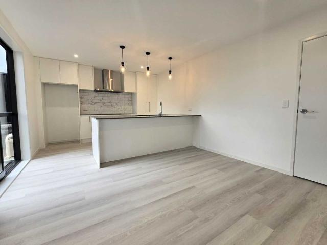 Townhouse for rent in Waitākere, Waitākere Ranges